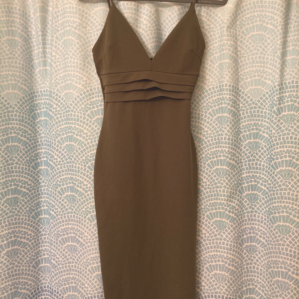 Curve-Hugging Army Green Dress